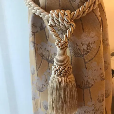 Aia Boutique